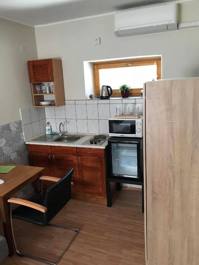 Hunyadi Panzio-Apartman Makó 外观 照片